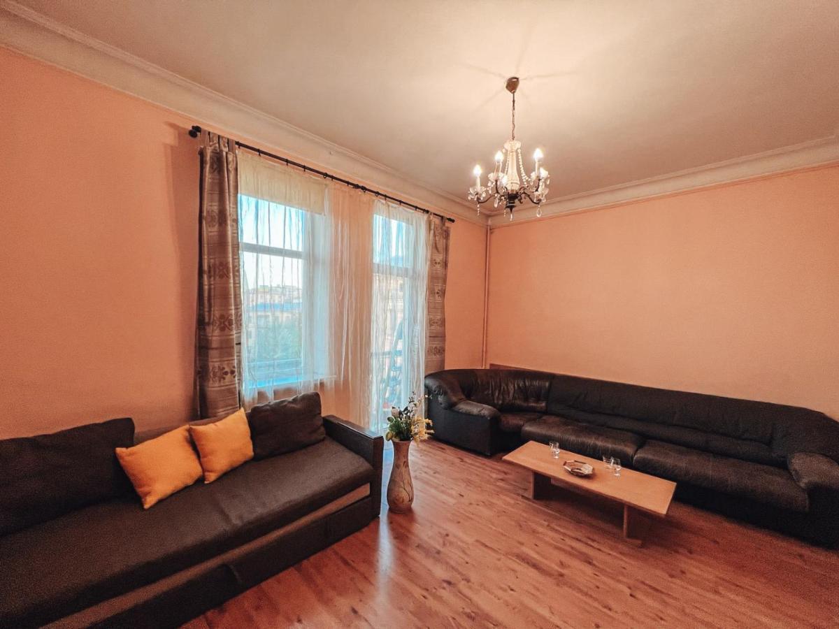 Apartments On Kreshchatik 17 Kiev Extérieur photo