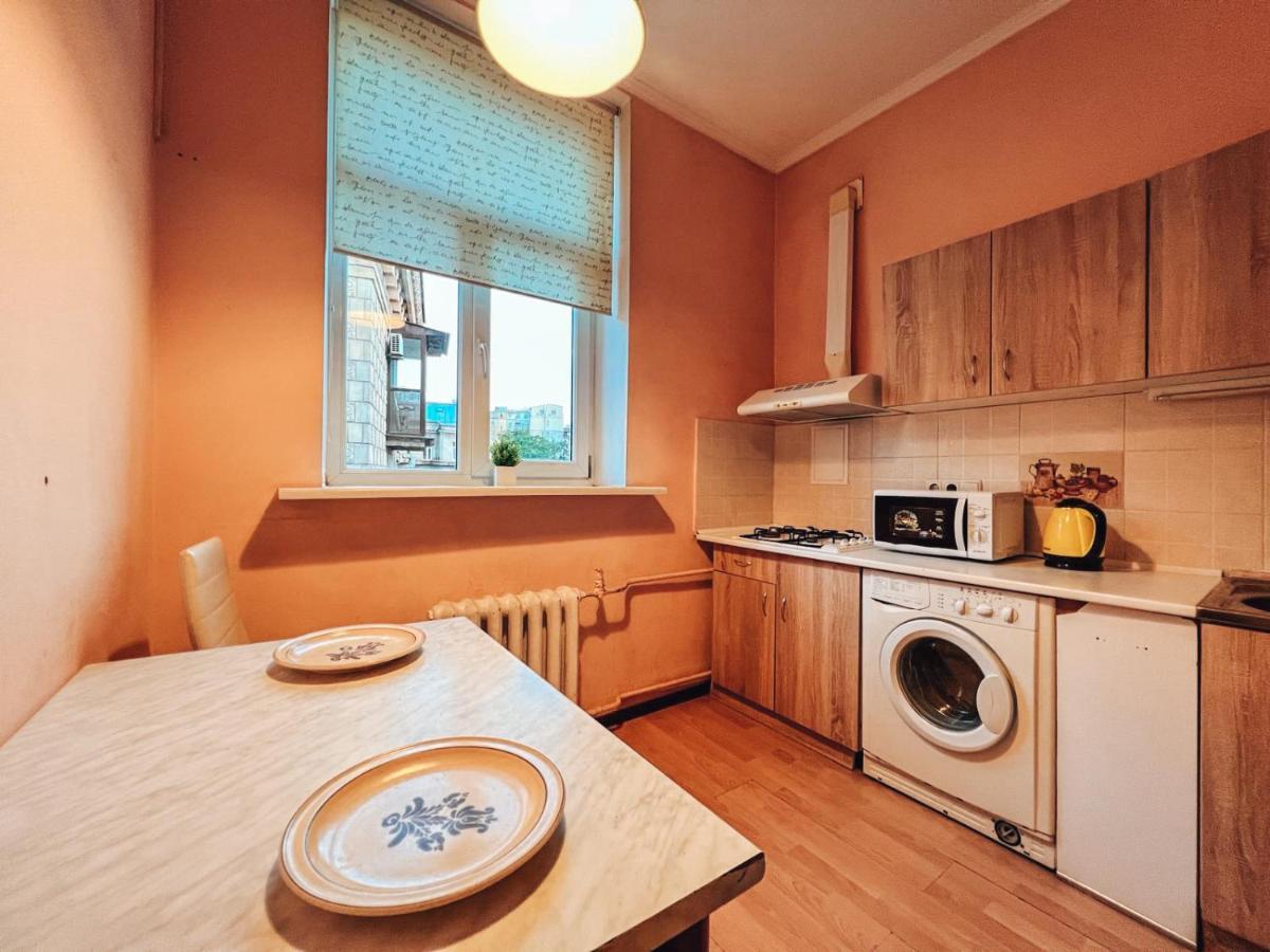 Apartments On Kreshchatik 17 Kiev Extérieur photo